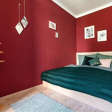 Colorful Apartment Facing Green Courtyard ウィーン エクステリア 写真