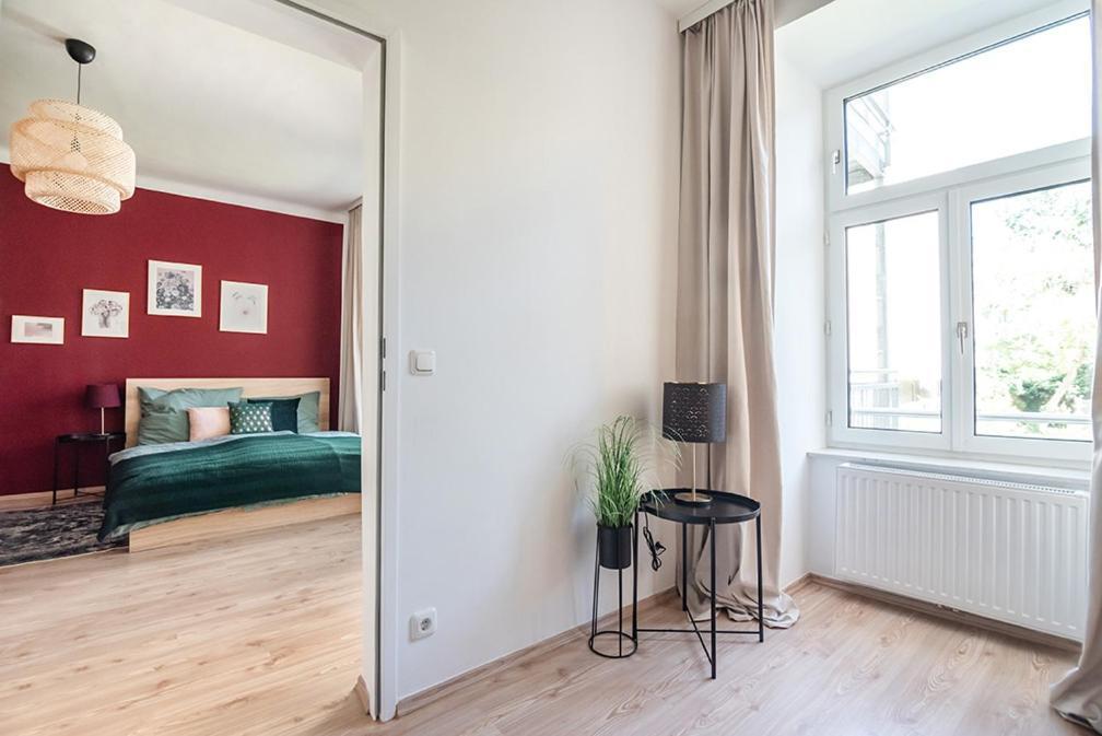 Colorful Apartment Facing Green Courtyard ウィーン エクステリア 写真