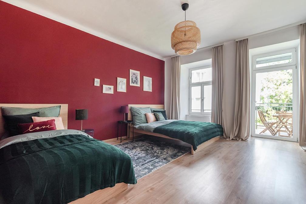 Colorful Apartment Facing Green Courtyard ウィーン エクステリア 写真