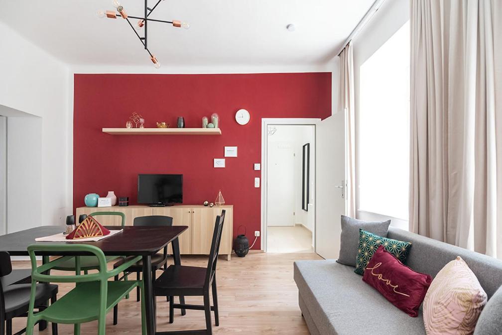 Colorful Apartment Facing Green Courtyard ウィーン エクステリア 写真